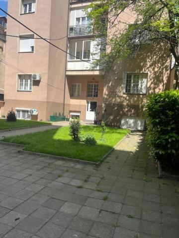 Apartment Carpe Diem In Белград Экстерьер фото